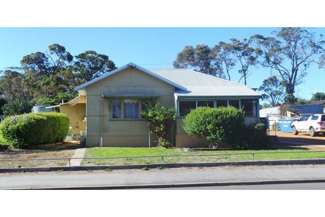 Property photo of 15 Oatlands Road Mount Barker WA 6324