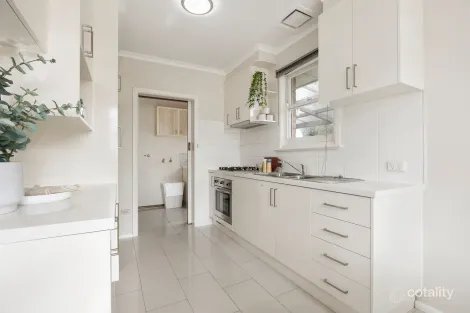 Property photo of 6 Rowlands Avenue Noble Park VIC 3174