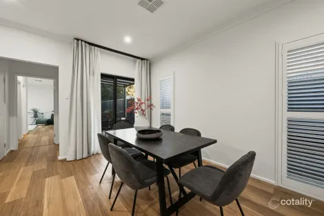 Property photo of 8 Church Crescent Marion SA 5043