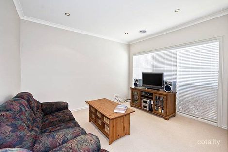 Property photo of 2/40 Magnolia Road Ivanhoe VIC 3079