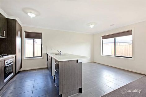 Property photo of 21 Stringybark Avenue Brookfield VIC 3338