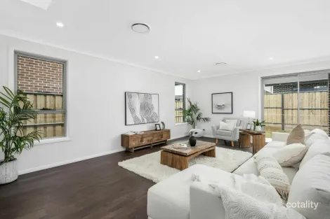 Property photo of 8 Murragauan Street Pemulwuy NSW 2145
