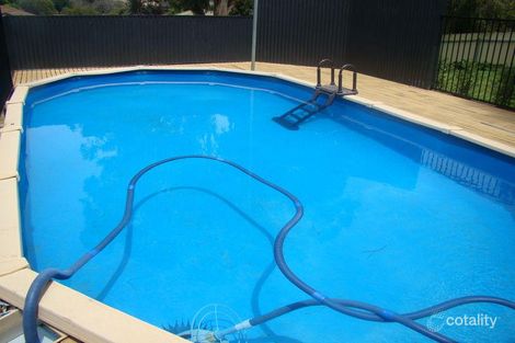 10 Roosevelt Ave, Tolland, NSW 2650