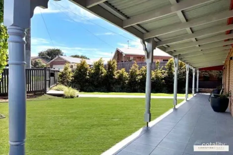 Property photo of 8 Truro Court Warrnambool VIC 3280