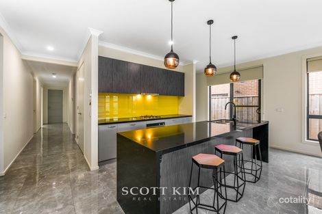 Property photo of 24 Callow Avenue Clyde North VIC 3978