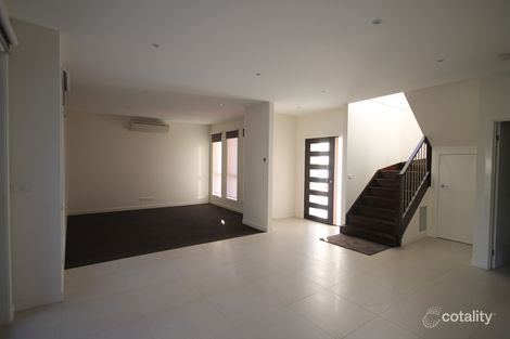 Property photo of 2/30 Bryson Grove Templestowe Lower VIC 3107