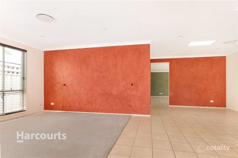 Property photo of 90 Sunnybank Crescent Horsley NSW 2530