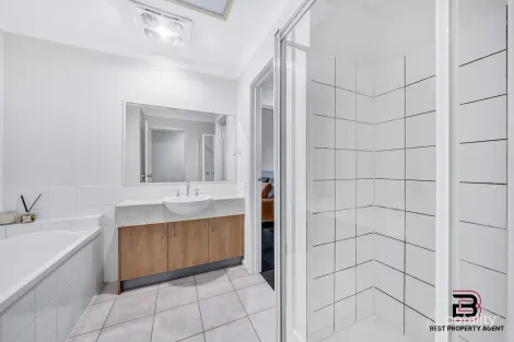 Property photo of 7/4 Paydon Way Hampton Park VIC 3976