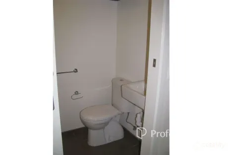 Property photo of 213/1 Wellington Road Box Hill VIC 3128