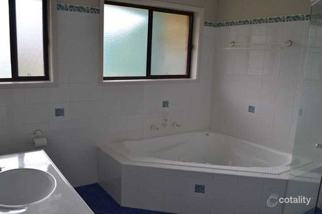 Property photo of 22 Killarney Road Erowal Bay NSW 2540