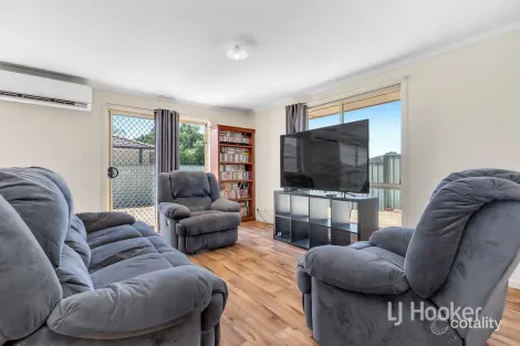 Property photo of 21 McPherson Grove Davoren Park SA 5113
