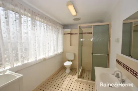 Property photo of 26 Caroline Street Orange NSW 2800