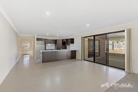 Property photo of 24 Shamrock Court Chuwar QLD 4306