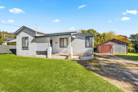 9 Oxley Dr, Mittagong, NSW 2575