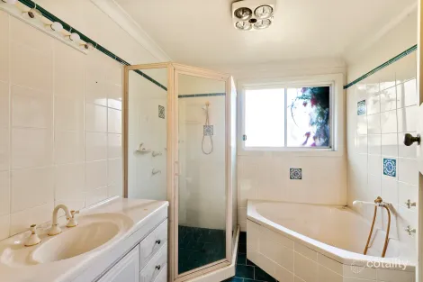 Property photo of 9 Oxley Drive Mittagong NSW 2575
