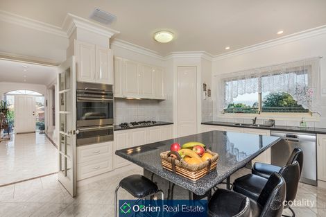 Property photo of 22 Renee Avenue Endeavour Hills VIC 3802