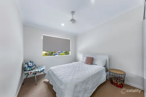 Property photo of 11/65 Manooka Drive Cannonvale QLD 4802