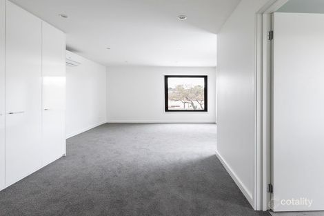 Property photo of 34B Bealiba Road Caulfield South VIC 3162