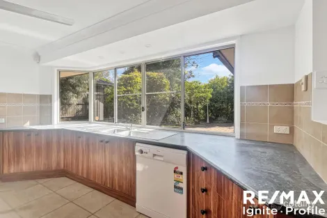 Property photo of 1 Deakin Place Forest Lake QLD 4078