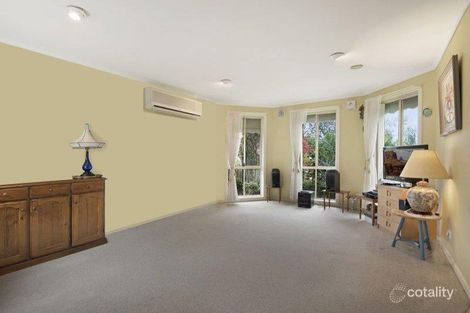Property photo of 2 Cliff Court Narre Warren VIC 3805