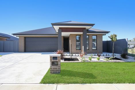 150 Brooklyn Dr, Thurgoona, NSW 2640