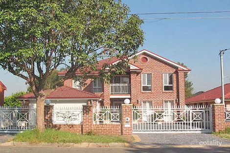 8 James St, Fairfield East, NSW 2165