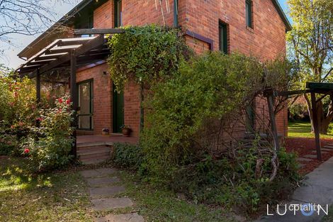 Property photo of 62 Anzac Park Campbell ACT 2612