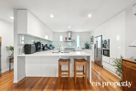 Property photo of 10 Lewis Court Old Beach TAS 7017