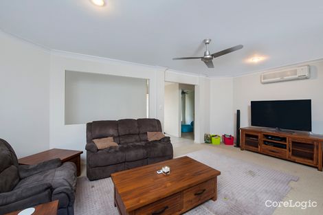 Property photo of 9 Shawnee Crescent Pimpama QLD 4209