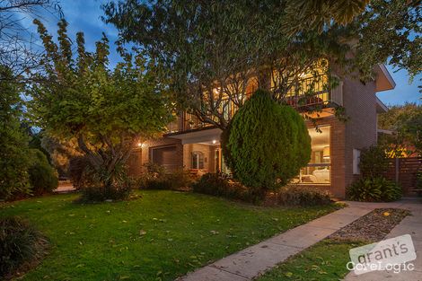 Property photo of 32 Kramer Drive Berwick VIC 3806