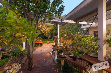 Property photo of 32 Kramer Drive Berwick VIC 3806