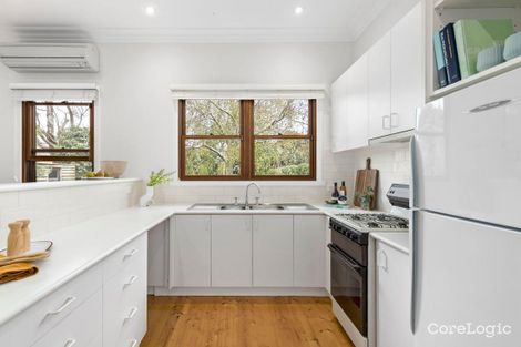 Property photo of 31 Foster Avenue Glen Huntly VIC 3163