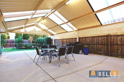 Property photo of 14 Rose Hedge Drive Sydenham VIC 3037