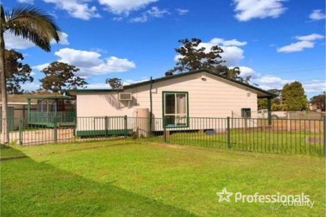 Property photo of 38 Waitaki Street Lethbridge Park NSW 2770