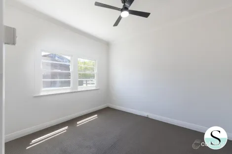 Property photo of 24 Marks Parade Marks Point NSW 2280