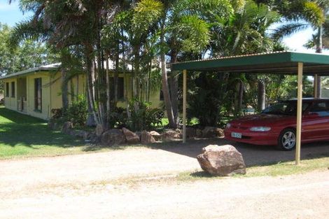 Property photo of 17 Farm Road Black River QLD 4818