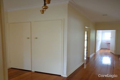 Property photo of 90 Parkmore Road Bentleigh East VIC 3165