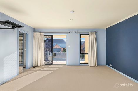 Property photo of 38 Candlebark Close Nicholls ACT 2913