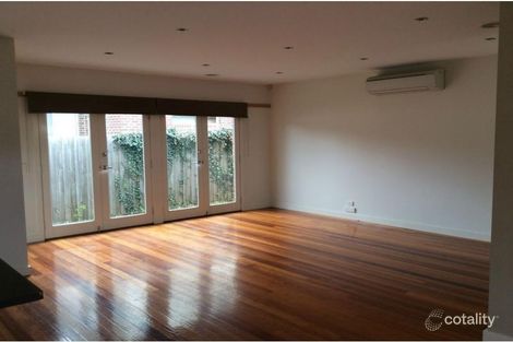 Property photo of 2/8 Hampton Parade West Footscray VIC 3012