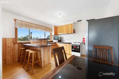 Property photo of 17 The Lee Devonport TAS 7310