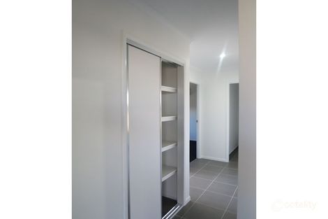 Property photo of 17 Huron Crescent Andergrove QLD 4740