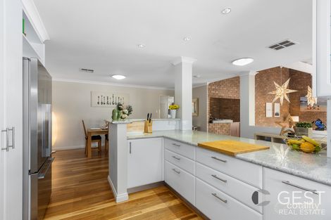 Property photo of 13 Woodhouse Way Noranda WA 6062