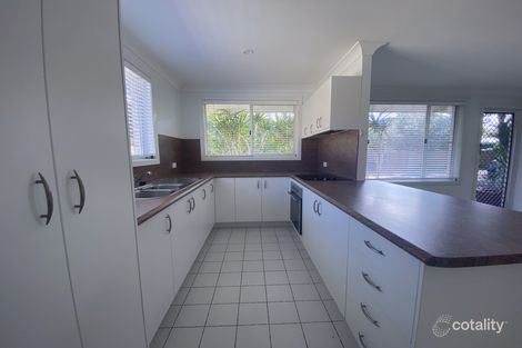 2/6 Westringia Pl, Yamba, NSW 2464