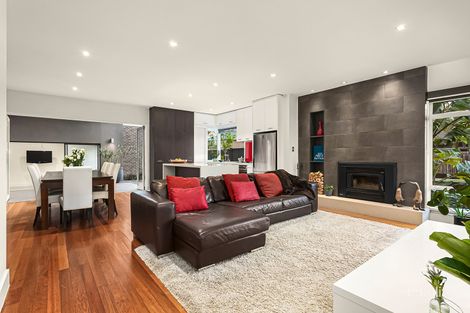 Property photo of 45 Kent Road Pascoe Vale VIC 3044