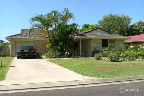 Property photo of 17 Glendale Crescent Ocean Shores NSW 2483