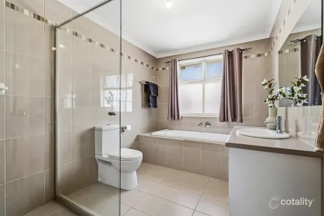 Property photo of 11A Hambledon Road Campbelltown SA 5074