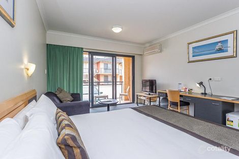 54/1 Padbury Cir, Sorrento, WA 6020