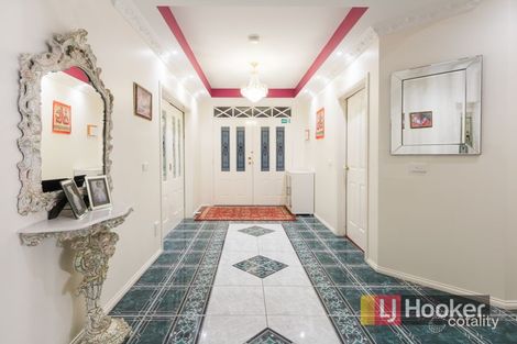 Property photo of 18 Abbey Road Narre Warren South VIC 3805