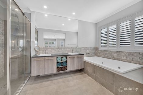 Property photo of 5 Stockfield Avenue Clyde VIC 3978