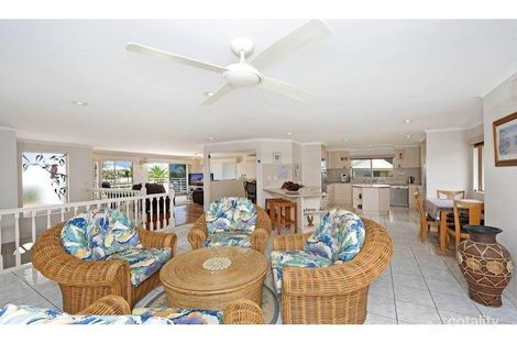 Property photo of 5 Tropicana Rise Castaways Beach QLD 4567